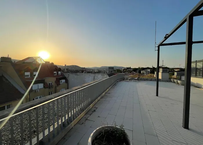 Hillside Central Apartments